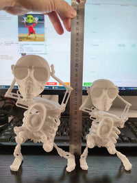 3D Printed Mini Skull: Fun & Customizable Decompression Toy (Lucky Charm!)