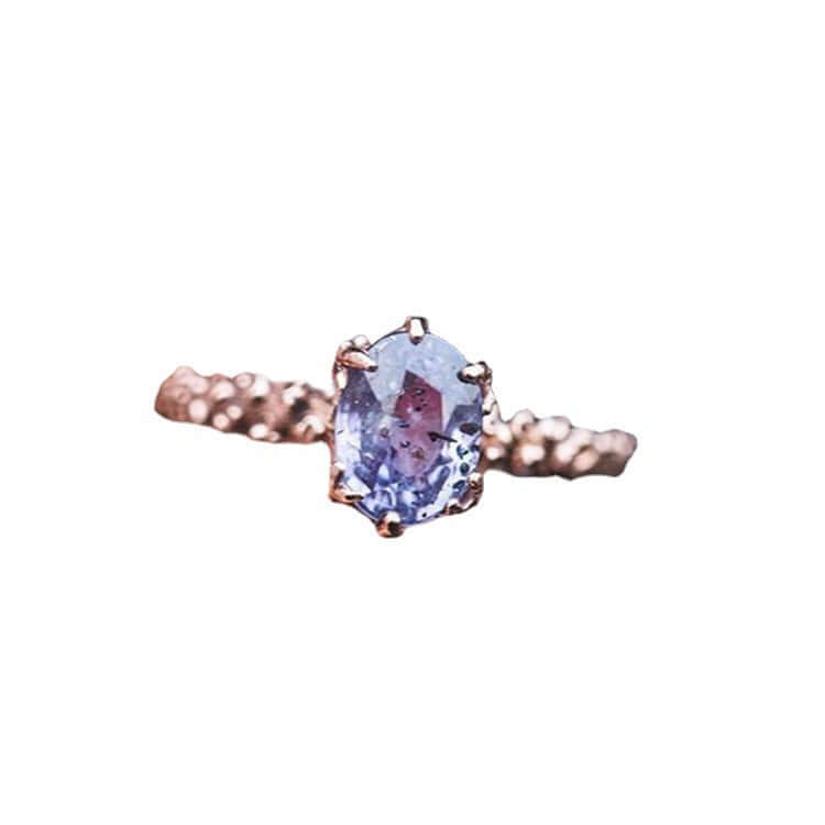 Bague princesse en or rose avec strass en forme d'œuf