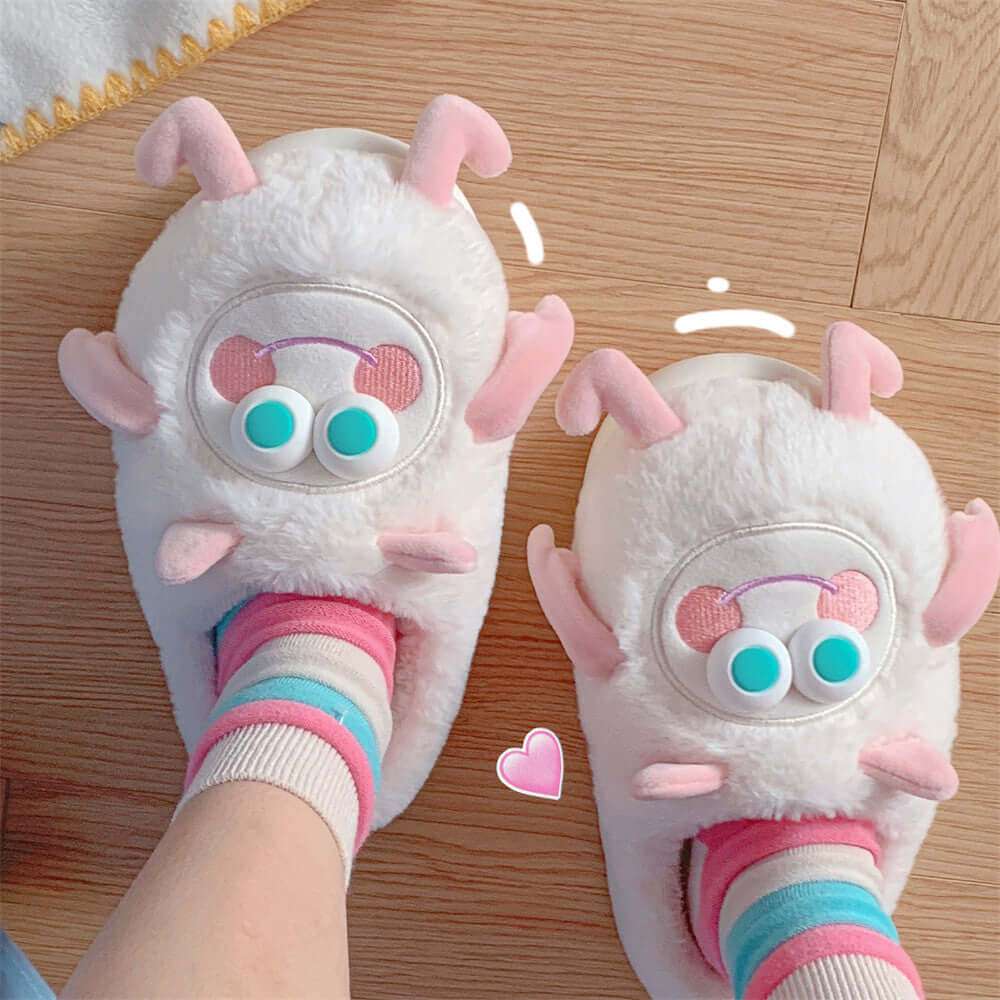 Women's Plush Thermal Cotton Slippers with Cute Cartoon Pattern for Winter Cozy Comfort