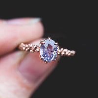 Bague princesse en or rose avec strass en forme d'œuf